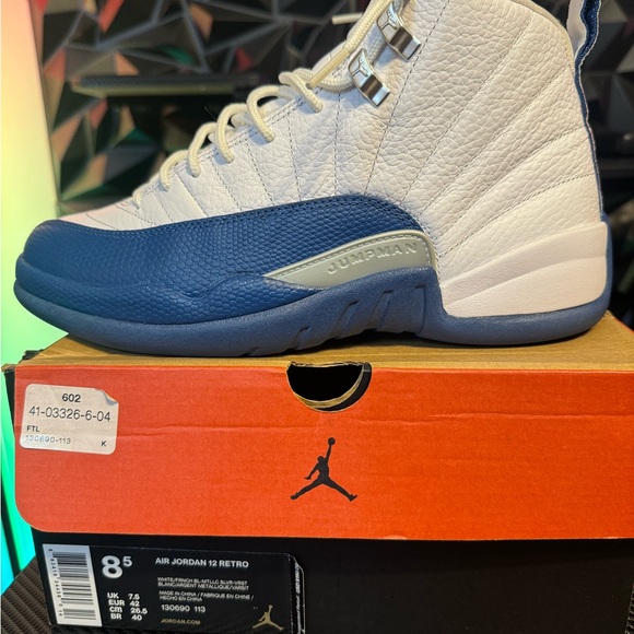 Jordan 12 - Picture 4 of 12
